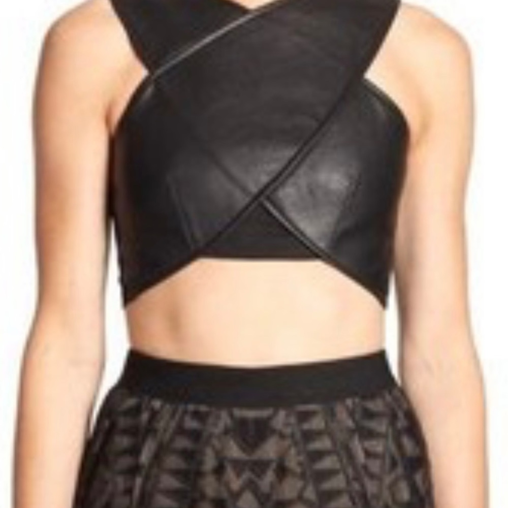 NWT BCBG Nyella Black Leather Crop Cross Cage Small